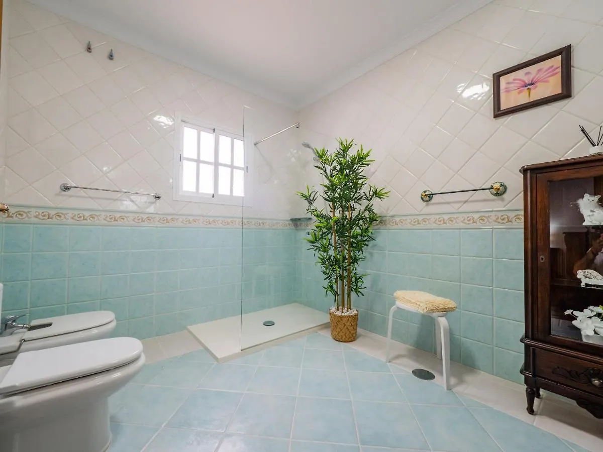 Hébergement de vacances Villa Cubo'S Casa Moncayo Del Aguila à Alhaurín de la Torre