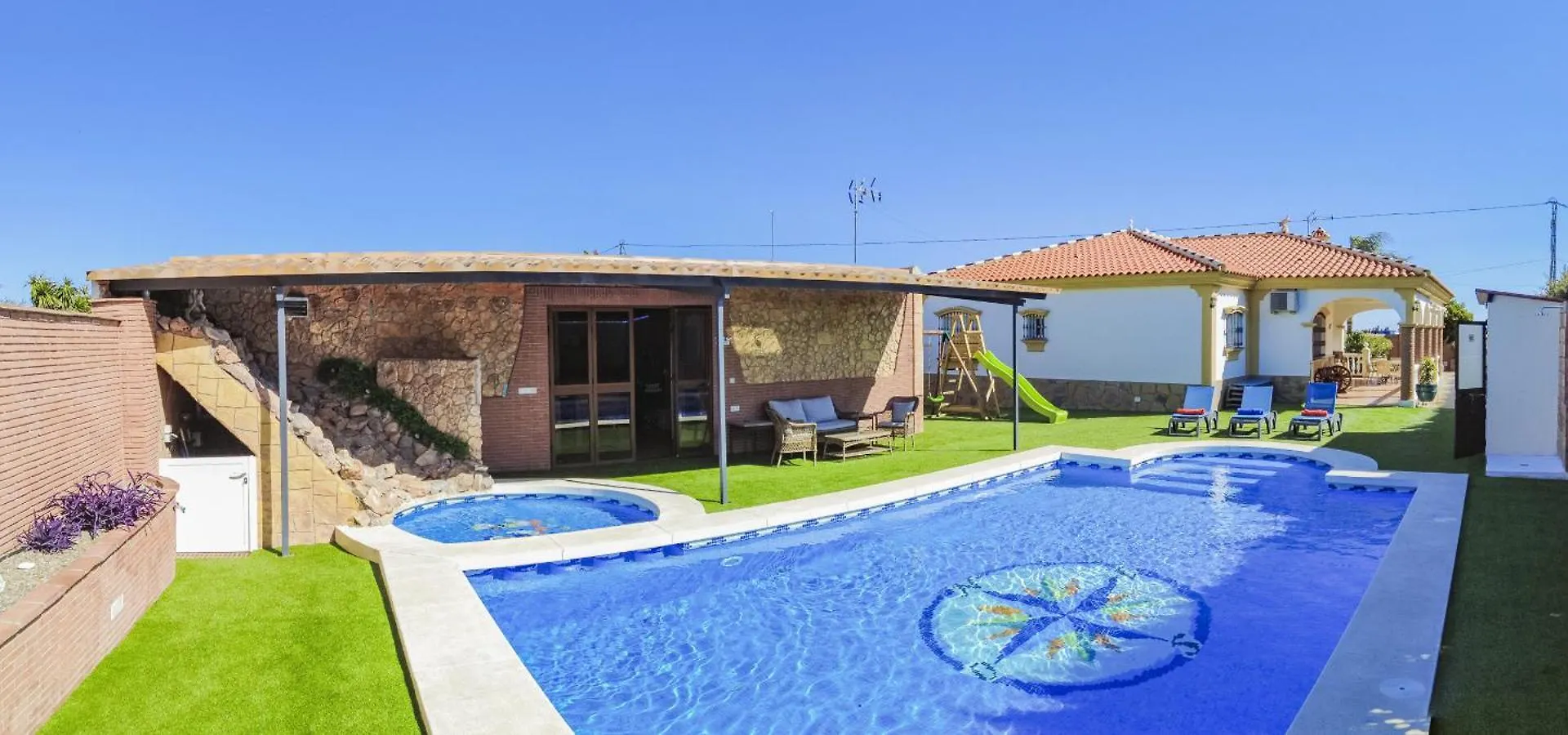 Cubo'S Casa Moncayo Del Aguila Villa Alhaurin de la Torre Spain
